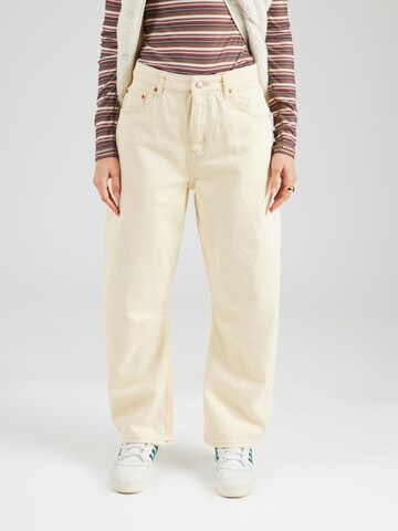 TOPSHOP Baggy Jeans in Beige: front