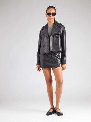 Gonna 'Tamina' di ABOUT YOU in nero