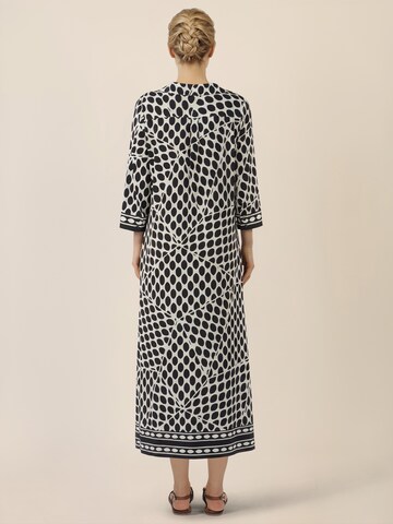 APART Kleid in Schwarz