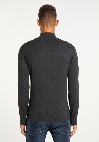 MO Pullover in Grau