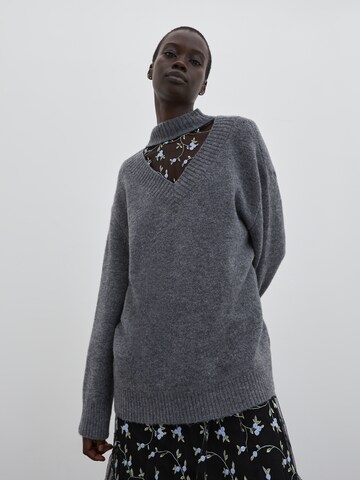 Pull-over oversize 'Jamari' EDITED en gris : devant