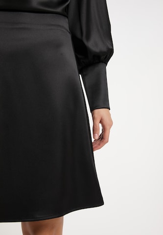 faina Skirt in Black