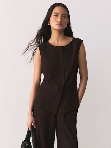 Next Anzugweste in Braun: Vorderseite