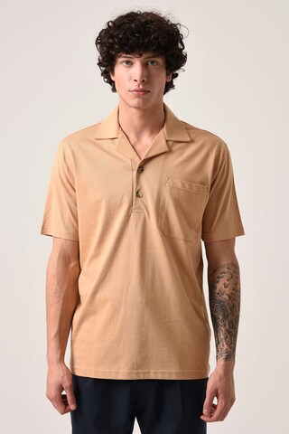 Antioch Shirt in Beige: front