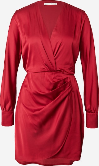 Abercrombie & Fitch Robe en rouge, Vue avec produit