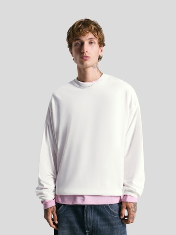 Maglietta di Bershka in bianco: frontale
