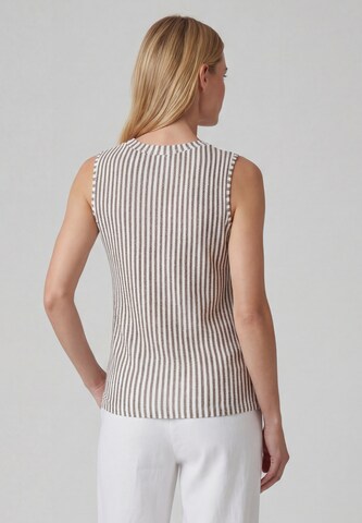 HALEE - Top 'Fashion Look' em cinzento