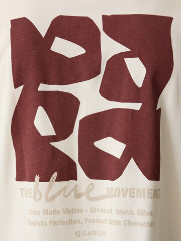GARCIA Bluser & t-shirts i hvid