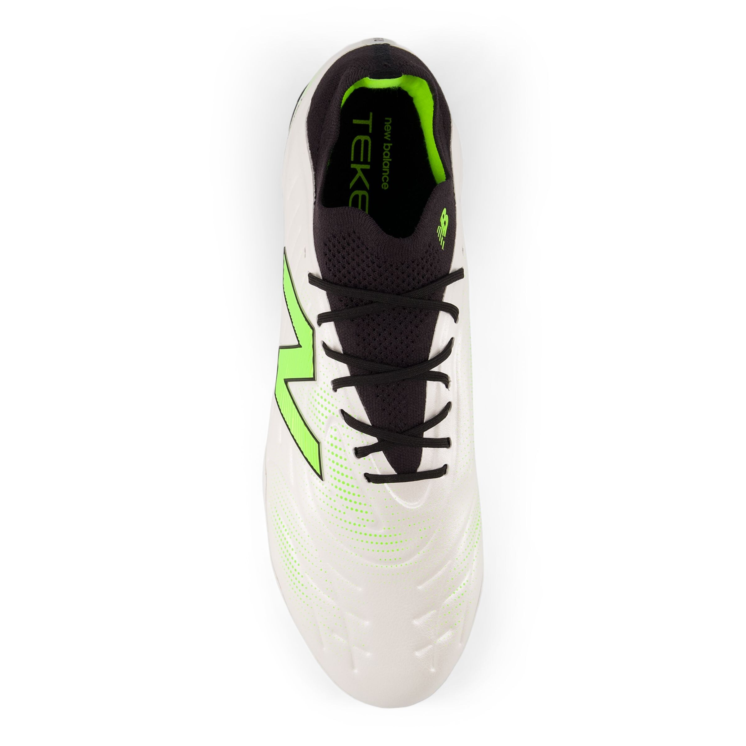 new balance Fußballschuh in Weiß