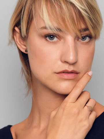 Boucles d'oreilles fejn en or : devant