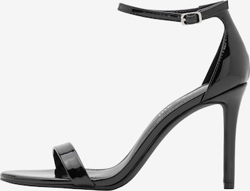 Madden Girl Босоножки с ремешком 'Brazen' в Черный: спереди