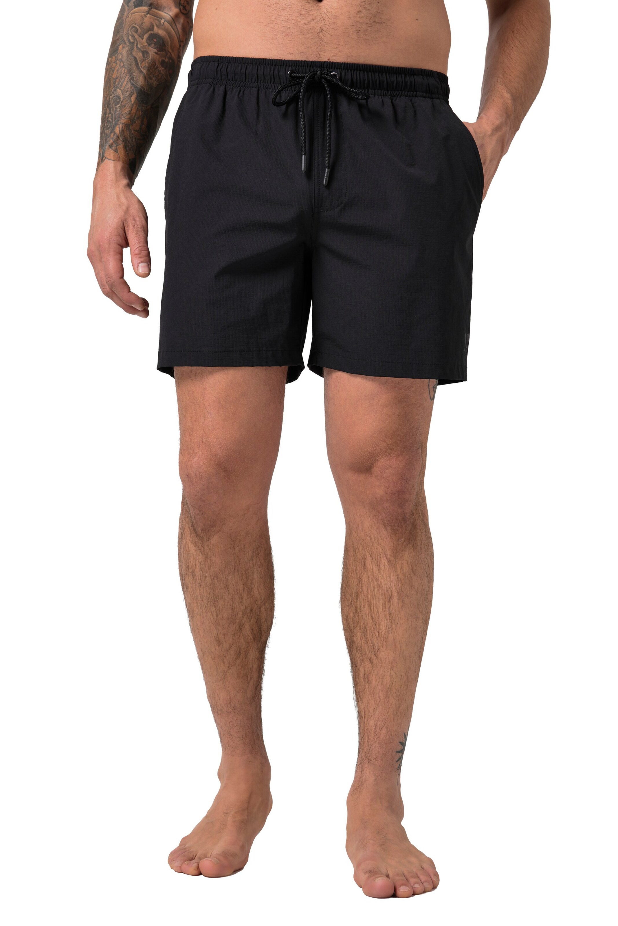 JP1880 Badehose in Schwarz: Vorderseite