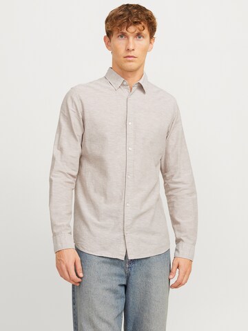 Slim fit Cămașă 'JJEBreeze' de la JACK & JONES pe bej: față