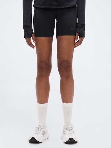 new balance Skinny Sportshorts 'RC Elite' in Schwarz: Vorderseite
