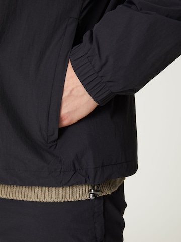 DAN FOX APPAREL Between-Season Jacket 'Aras' in Black