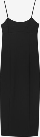 Rochie de la Pull&Bear pe negru: față