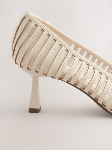 Next - Sapatos de salto 'Forever Comfort' em branco