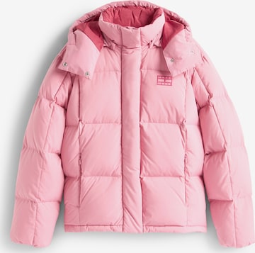 Tommy Jeans Зимняя куртка 'ALASKA' в Ярко-розовый: спереди
