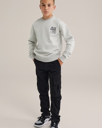 WE Fashion Sweatshirt in Grey