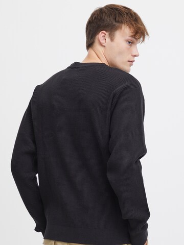 !Solid Пуловер 'Hami' в черно