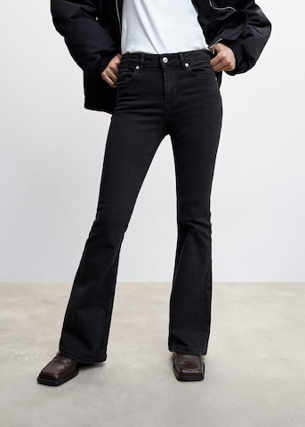 MANGO Flared Jeans in Black: front