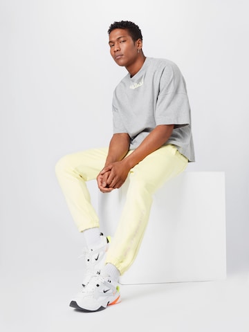 Loosefit Pantalon 'Code' ABOUT YOU x Mero en jaune