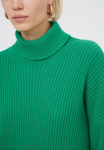 TOPTOP STUDIO Pullover in Grün