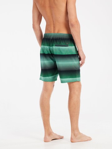 PROTEST Zwemshorts 'PRTRadar' in Groen