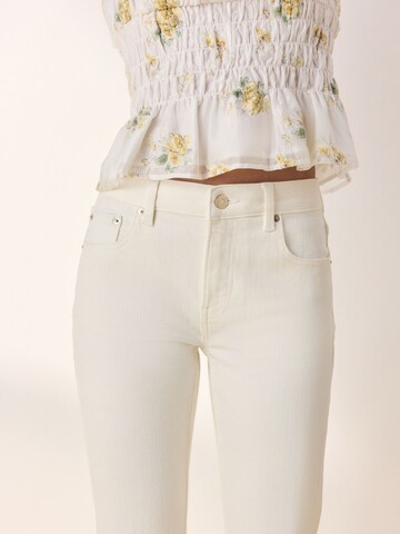 Bootcut Jean 'Tabitha Simmons x Next' Next en blanc