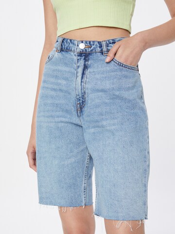 Monki Regular Shorts in Blau