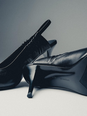 Décolleté '618-6' di Estro in nero