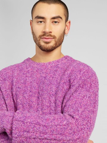 WEEKDAY Pullover 'Jesper' in Pink