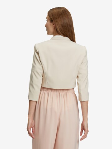 Betty Barclay Bolero in Beige