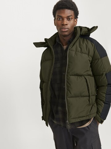 Veste d’hiver 'JCOAero' JACK & JONES en vert