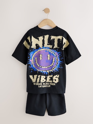 Next Setti värissä musta