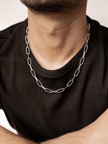 Hey Happiness Necklace 'Edge Twist' in Silver: front