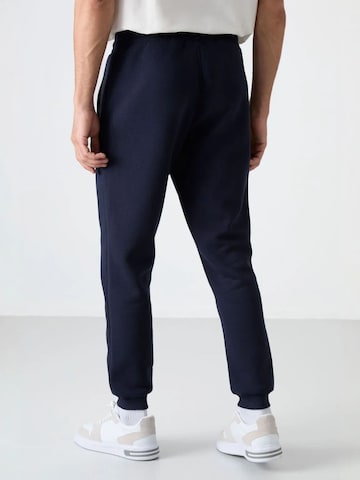 Tommy Life Regular Workout Pants in Blue