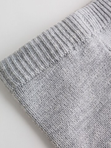 Next Szettek - szürke