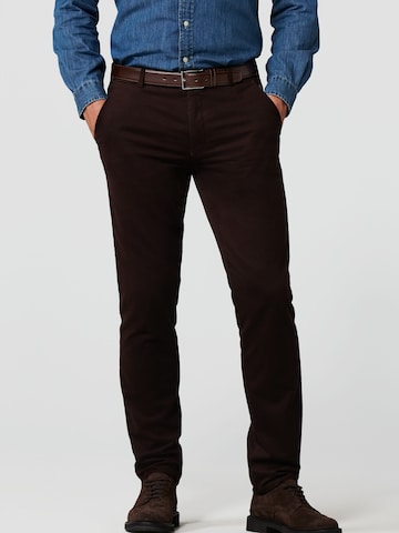 MEYER Regular Chino in Bruin: voorkant