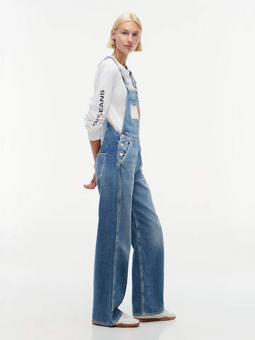 Tommy Jeans Regular Latzjeans in Blau