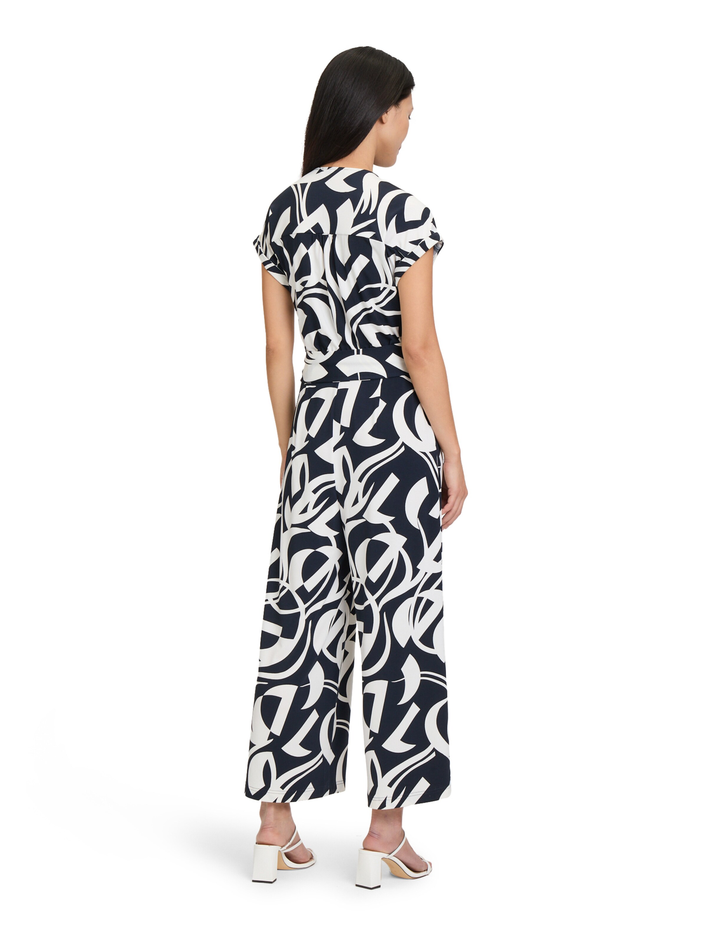 Tuta jumpsuit di Betty Barclay in nero