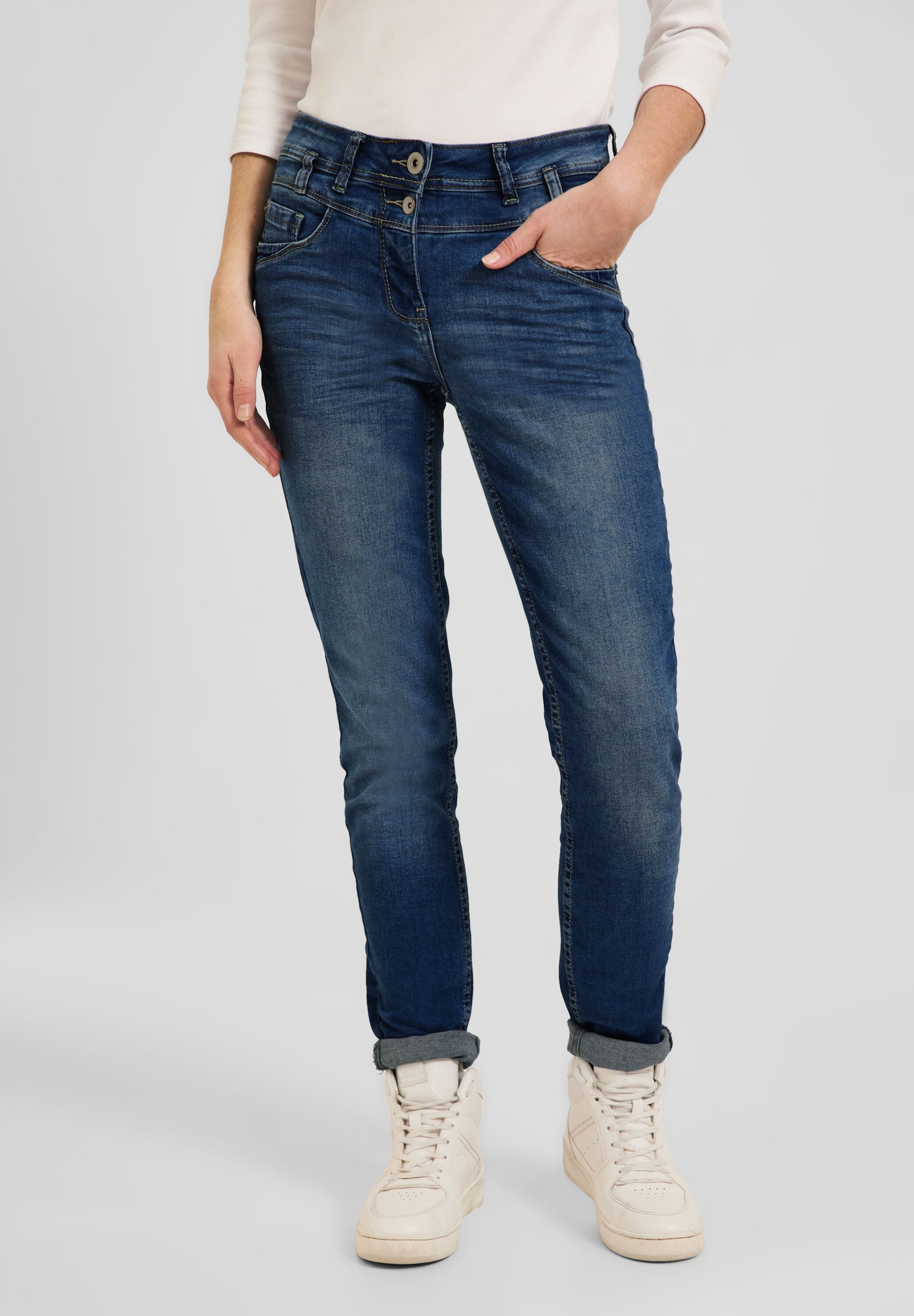 Cecil damesmode sale deals