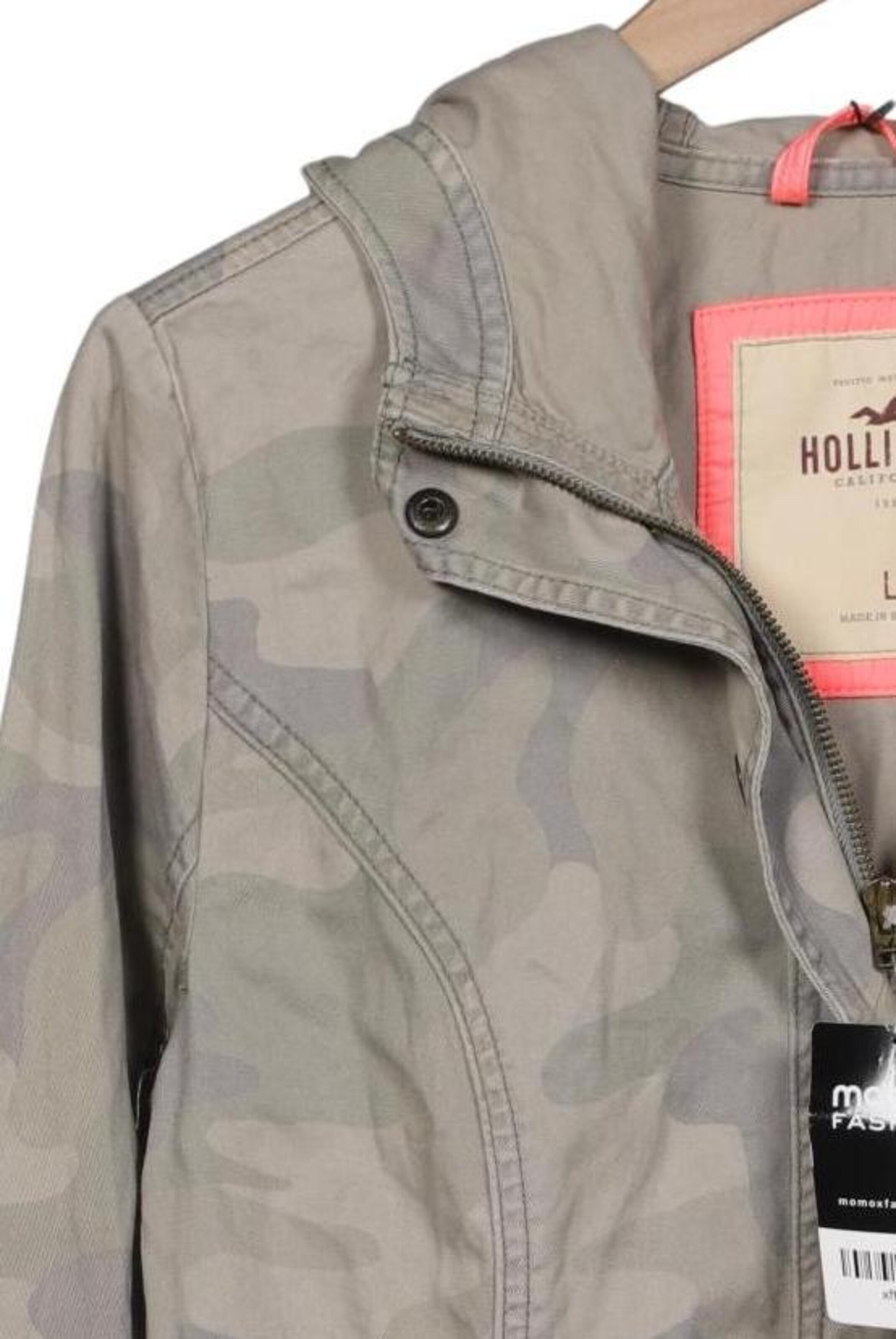HOLLISTER Jacket & Coat in L in Beige