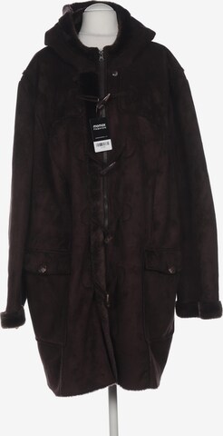 Ulla Popken Jacket & Coat in 9XL in Brown: front