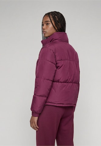 Giacca invernale 'Retro Essential' di Karl Kani in lilla