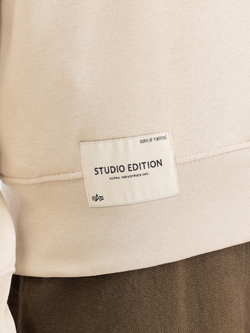ALPHA INDUSTRIES - Pullover 'Studio Edition' em bege