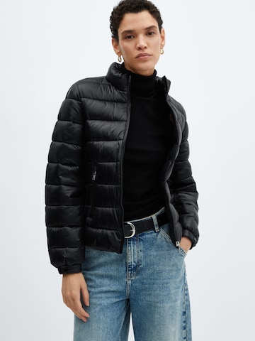 Veste mi-saison 'Blandi' MANGO en noir : devant