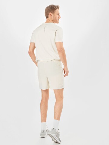 BURTON MENSWEAR LONDON Regular Shorts in Grau