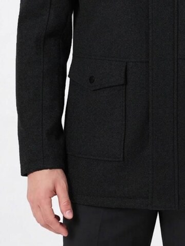 Cappotto invernale 'Nahtverlauf' di ALLTHEMEN in nero