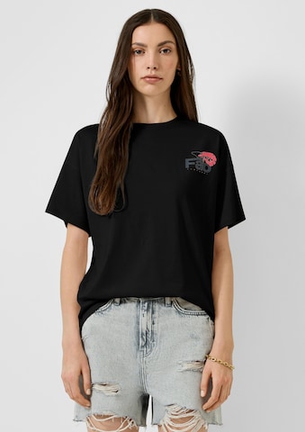T-shirt QS en noir : devant